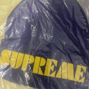 Supreme hat